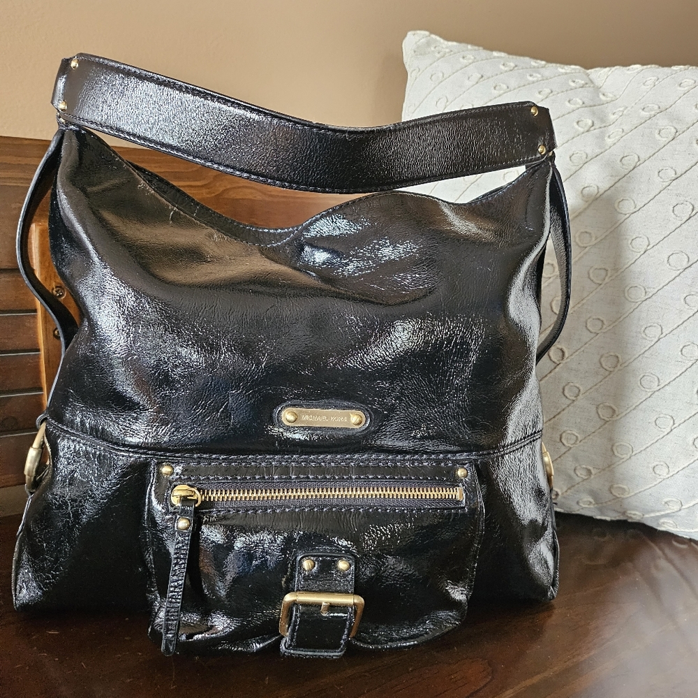 Michael Kors Patent Leather Shoulder Bag! EUC!